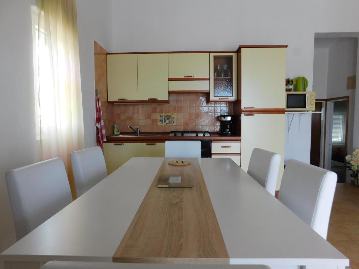 Apartmani Ruza Kosljun Exterior photo